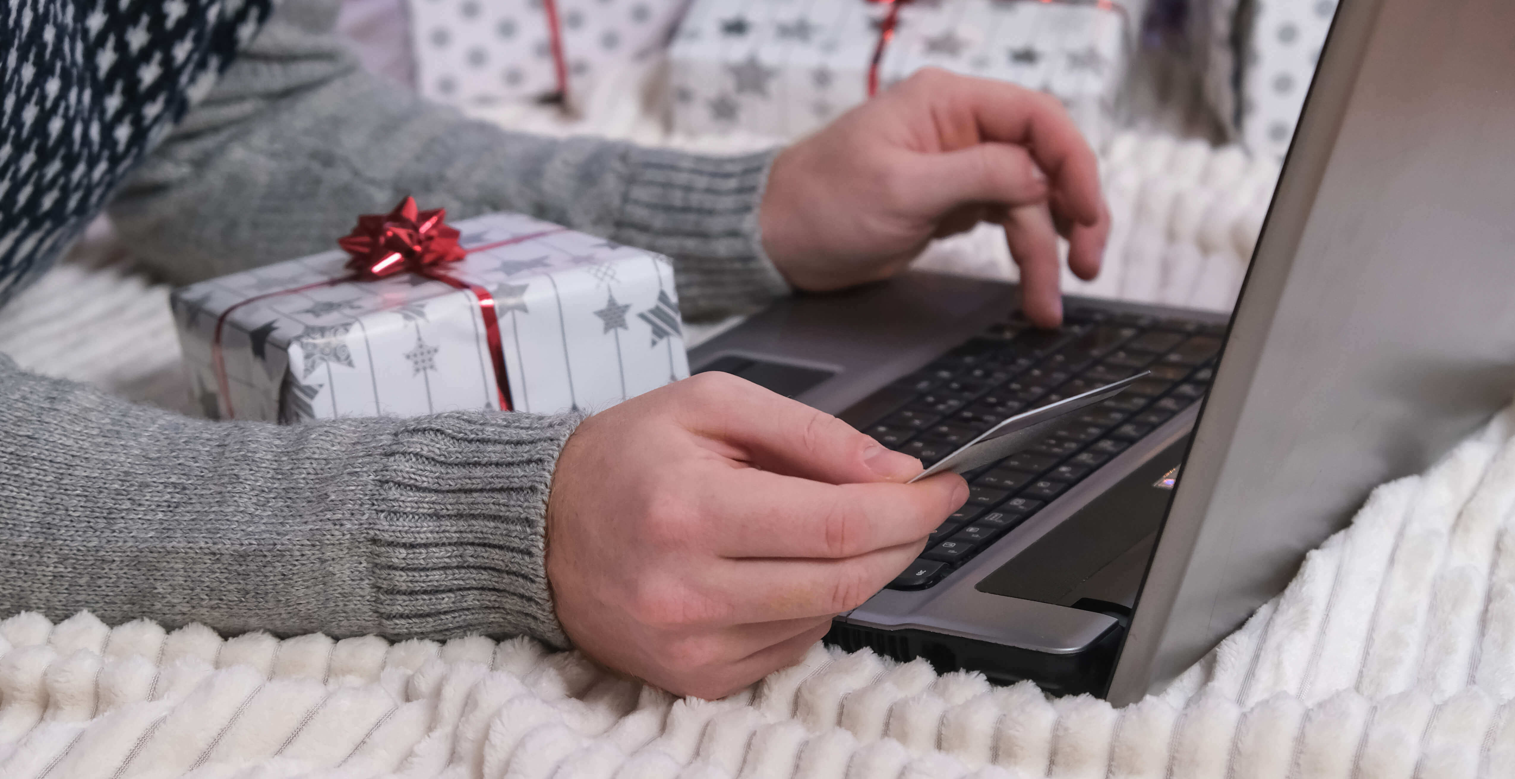 Holiday Shopping Safety Tips: Online and Offline Precautions