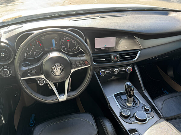 2017 Alfa Romeo Giulia Ti RWD