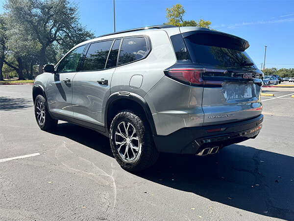 2025 GMC Acadia AT4 AWD