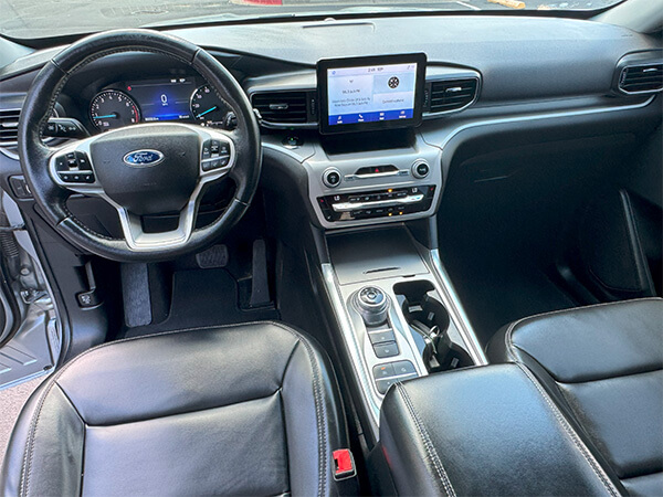 2021 Ford Explorer XLT RWD