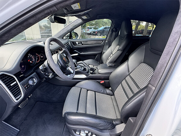 2021 Porsche Cayenne Turbo