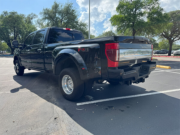 2022 Ford F350 DRW Platinum Crew Cab